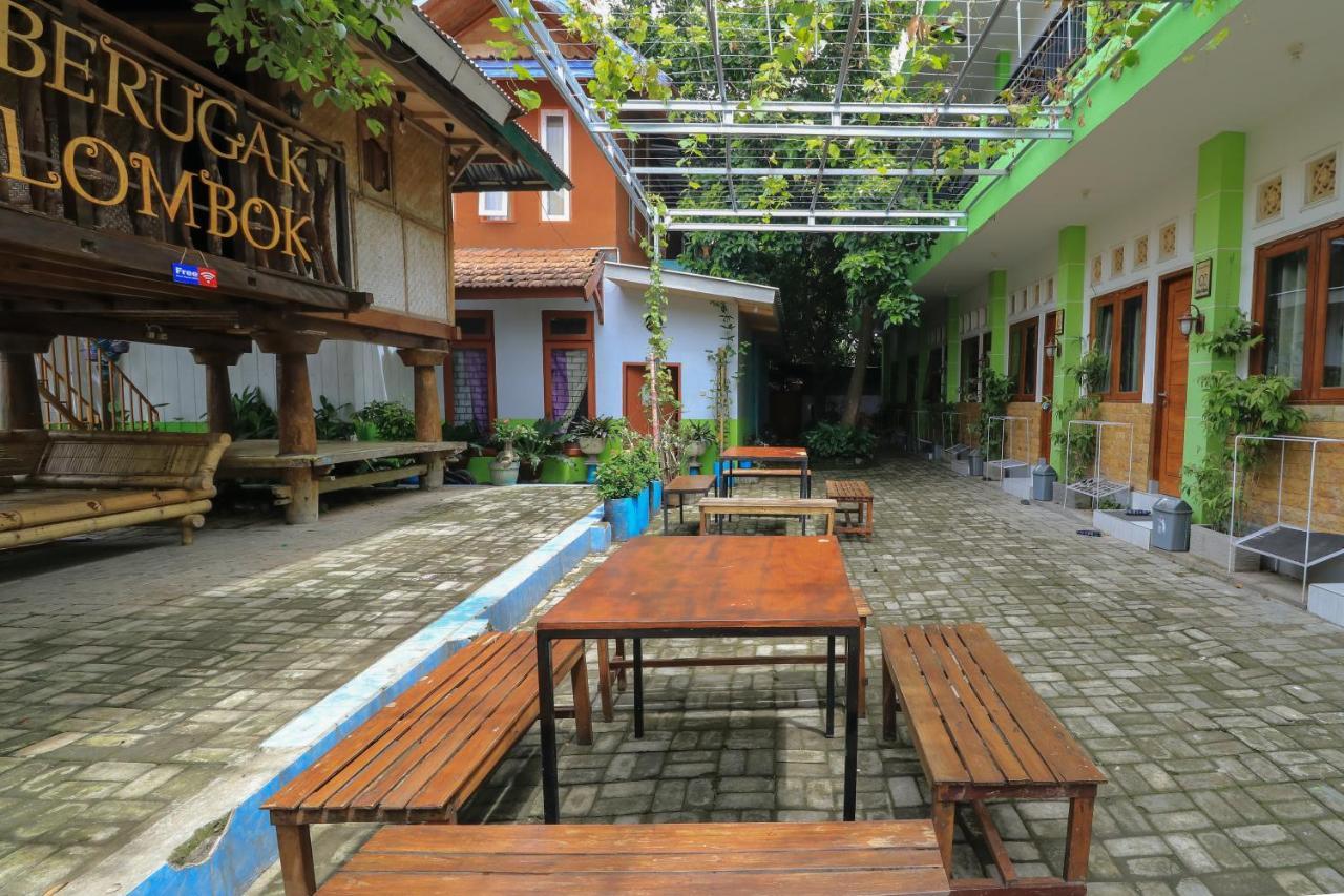 Guest House Rumah Lombok Syariah Mataram Ngoại thất bức ảnh